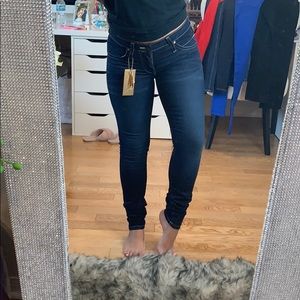 Robin’s Jeans - Skinny Black Wings